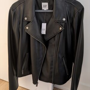 GAP Women's Sleek Black Leather Jacket